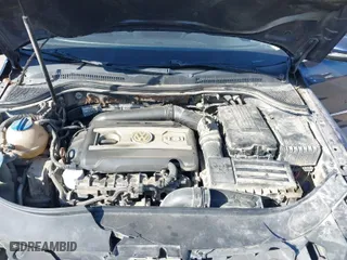 2013 Volkswagen CC Sport with VIN WVWBN7AN8DE510330, listed as a IAAI auction lot 40957809 with 119,859 mi miles. Bid and sale history available at carsss.com. Image 10.