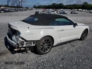 2019 Ford Mustang EcoBoost z VIN 1FATP8UH4K5159932, wystawiony jako Copart lot #61197205 z przebiegiem 72 249 mil mil oraz Szkoda całkowita • Salvage title. Historia ofert i sprzedaży dostępna na DreamBid. Obrazek 3.