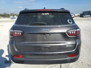 2020 Jeep Compass Latitude with VIN 3C4NJCBB4LT257074, listed as a Copart auction lot 46504265 with 81,623 mi miles and Non Repairable. Bid and sale history available at carsss.com. Image 6.