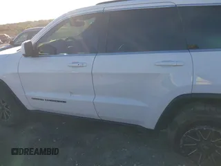 2017 Jeep Grand Cherokee Laredo with VIN 1C4RJEAG1HC903264, listed as a IAAI auction lot 40606675 with 144,106 mi miles. Bid and sale history available at carsss.com. Image 15.