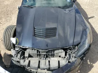 2015 Chevrolet Corvette 1LT z VIN 1G1YB2D73F5110187, wystawiony jako Copart lot #53357065 z przebiegiem 115 387 mil mil oraz Szkoda całkowita • Salvage title. Historia ofert i sprzedaży dostępna na DreamBid. Obrazek 11.