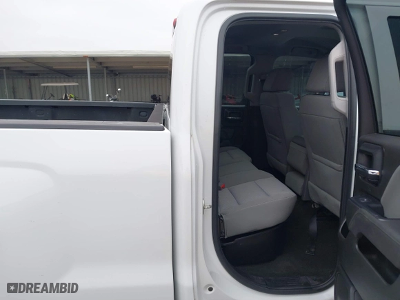 2018 Chevrolet Silverado 1500 Custom with VIN 1GCRCPEC8JZ238766, listed as a IAAI auction lot 41424928 with 62,411 mi miles. Bid and sale history available at carsss.com. Image 8.