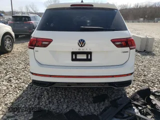 2022 Volkswagen Tiguan SE R-Line Black with VIN 3VV8B7AX1NM103449, listed as a Copart auction lot 47596495 with 29,628 mi miles and Salvage Title. Bid and sale history available at DreamBid. Image 6.
