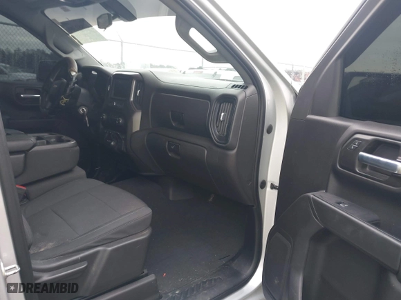 2021 Chevrolet Silverado 1500 Custom with VIN 3GCPYBEK5MG162138, listed as a IAAI auction lot 40882386 with 104,537 mi miles. Bid and sale history available at carsss.com. Image 5.