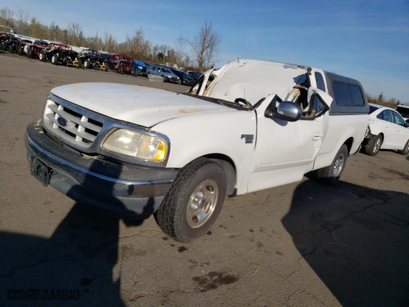 1999 Ford F-150 Work Series with VIN 1FTRX17W7XKA41548, listed as a Copart auction lot 88334145 with 0 mi miles and Salvage Title. Bid and sale history available at carsss.com. Image 1.