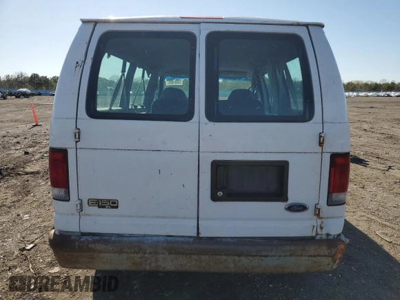 2001 Ford Econoline Passenger XL with VIN 1FMRE11201HB08051, listed as a Copart auction lot 54983885 with 159,509 mi miles and Clean title. Bid and sale history available at DreamBid. Image 6.