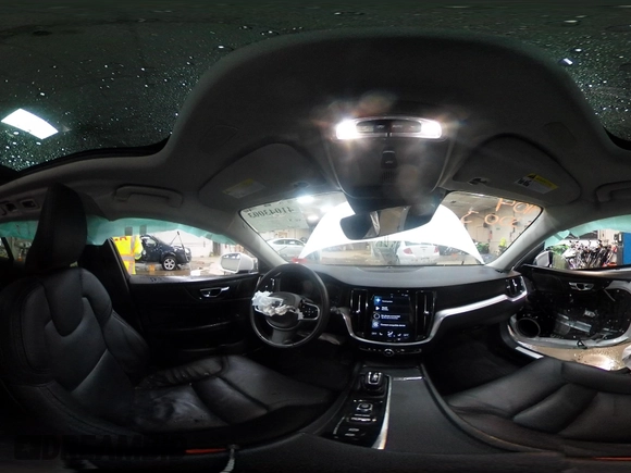 2020 Volvo V60 z VIN YV4102WK0L1037649, wystawiony jako IAAI lot #41043003 z przebiegiem 103 613 mil mil oraz . Historia ofert i sprzedaży dostępna na DreamBid. Obrazek 18.