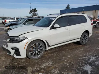 2021 BMW X7 xDrive40i with VIN 5UXCW2C01M9E59155, listed as a Copart auction lot 44450705 with 0 mi miles and Salvage Title. Bid and sale history available at carsss.com. Image 1.