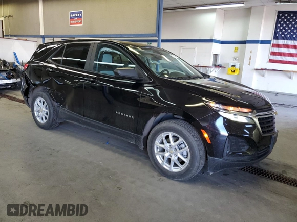 2022 Chevrolet Equinox LS z VIN 2GNAXSEV2N6146938, wystawiony jako Copart lot #46163765 z przebiegiem 10 693 mil mil oraz Szkoda całkowita • Salvage title. Historia ofert i sprzedaży dostępna na DreamBid. Obrazek 4.