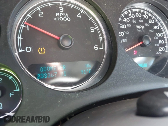 2012 Chevrolet Tahoe LT with VIN 1GNSCBE05CR211898, listed as a IAAI auction lot 42612993 with 233,367 mi miles and . Bid and sale history available at DreamBid. Image 7.