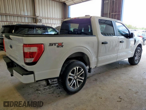 2023 Ford F-150 XL z VIN 1FTEW1EP4PKF14142, wystawiony jako Copart lot #58087565 z przebiegiem 41 770 mil mil oraz Czysty tytuł • Clean title. Historia ofert i sprzedaży dostępna na DreamBid. Obrazek 3.