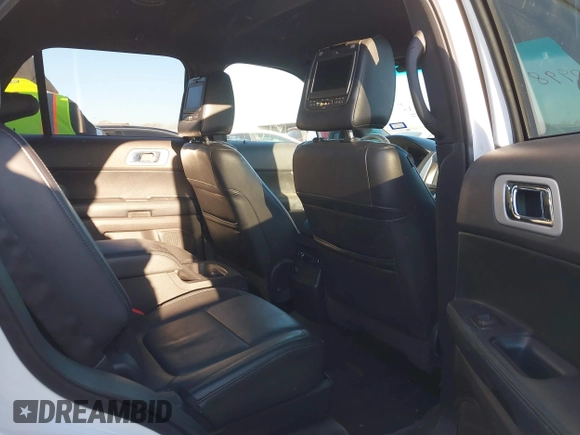 2015 Ford Explorer XLT with VIN 1FM5K7D89FGB18410, listed as a IAAI auction lot 41840998 with 132,968 mi miles and . Bid and sale history available at carsss.com. Image 8.