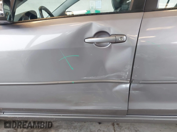 2004 Mazda 3 s with VIN JM1BK323441154965, listed as a IAAI auction lot 41271979 with 260,251 mi miles and . Bid and sale history available at DreamBid. Image 6.