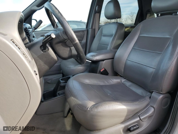 2002 Ford Escape Limited with VIN 1FMCU04172KB15489, listed as a Copart auction lot 83844824 with 286,595 mi miles and Salvage Title. Bid and sale history available at carsss.com. Image 7.