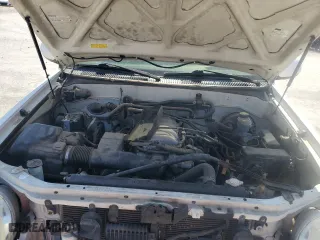 2001 Toyota Sequoia Limited with VIN 5TDBT48A71S016439, listed as a Copart auction lot 49149275 with 0 mi miles and Salvage Title. Bid and sale history available at carsss.com. Image 14.
