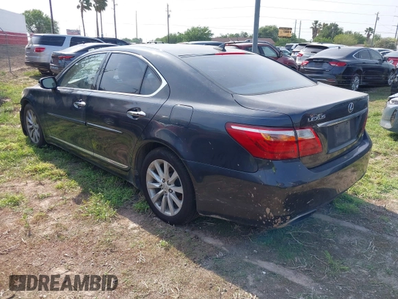 2011 Lexus LS 460 z VIN JTHCL5EF8B5011217, wystawiony jako IAAI lot #41941389 z przebiegiem Nie podano mil oraz . Historia ofert i sprzedaży dostępna na DreamBid. Obrazek 3.