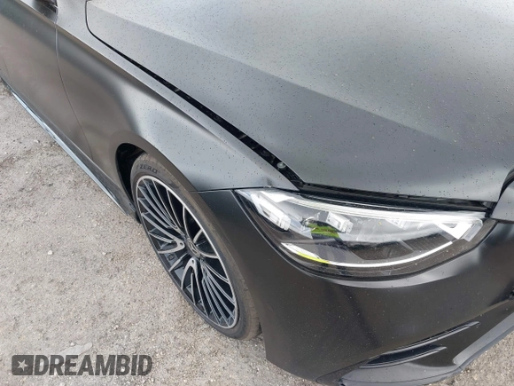 2022 Mercedes-Benz S 500 with VIN W1K6G6DB0NA148354, listed as a IAAI auction lot 41724082 with 34,116 mi miles and . Bid and sale history available at DreamBid. Image 17.