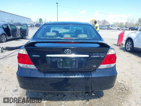2005 Toyota Camry LE with VIN 4T1BF30K35U094350, listed as a IAAI auction lot 41895832 with 217,472 mi miles and . Bid and sale history available at DreamBid. Image 16.