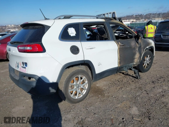 2017 Jeep Cherokee Latitude with VIN 1C4PJMCS6HW529977, listed as a IAAI auction lot 41315492 with Not provided miles and . Bid and sale history available at DreamBid. Image 2.