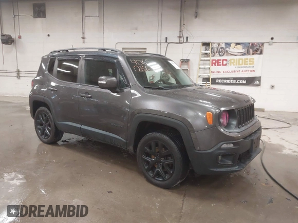 2016 Jeep Renegade Latitude with VIN ZACCJBBT5GPD69471, listed as a IAAI auction lot 40650863 with 137,944 mi miles. Bid and sale history available at carsss.com. Image 1.