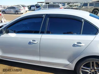 2017 Volkswagen Jetta 1.4T S with VIN 3VW167AJ0HM405252, listed as a IAAI auction lot 41200004 with 82,015 mi miles. Bid and sale history available at carsss.com. Image 15.