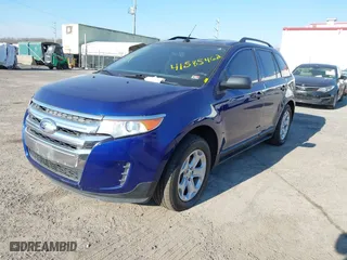 2013 Ford Edge SE with VIN 2FMDK3G92DBB70989, listed as a IAAI auction lot 41585462 with 1 mi miles. Bid and sale history available at carsss.com. Image 2.
