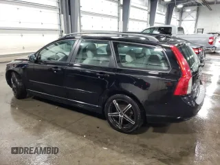 2010 Volvo V50 с VIN YV1382MW5A2575954, выставлен на аукционе Copart как лот 74050034 с пробегом 195 447 миль миль и Чистый • Clean title. История ставок и продаж доступна на DreamBid. Изображение 2.