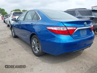 2017 Toyota Camry XLE with VIN 4T1BF1FKXHU658043, listed as a IAAI auction lot 41879126 with 130,949 mi miles. Bid and sale history available at carsss.com. Image 3.