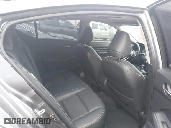 2022 Nissan Altima SR z VIN 1N4BL4CV7NN420272, wystawiony jako IAAI lot #41445103 z przebiegiem 48 685 mil mil oraz . Historia ofert i sprzedaży dostępna na DreamBid. Obrazek 8.