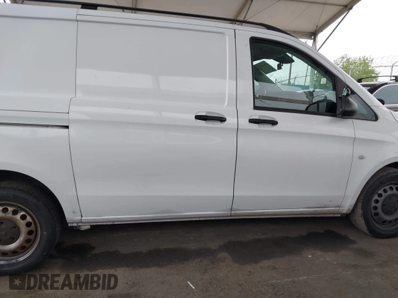 2016 Mercedes-Benz Metris Cargo with VIN WD3PG2EA9G3086998, listed as a IAAI auction lot 42044123 with 100,887 mi miles. Bid and sale history available at carsss.com. Image 14.