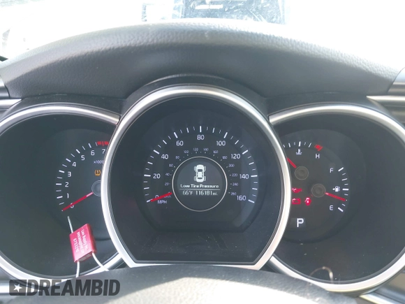 2015 Kia Optima LX with VIN 5XXGM4A71FG484306, listed as a IAAI auction lot 41797482 with 116,181 mi miles and . Bid and sale history available at carsss.com. Image 7.