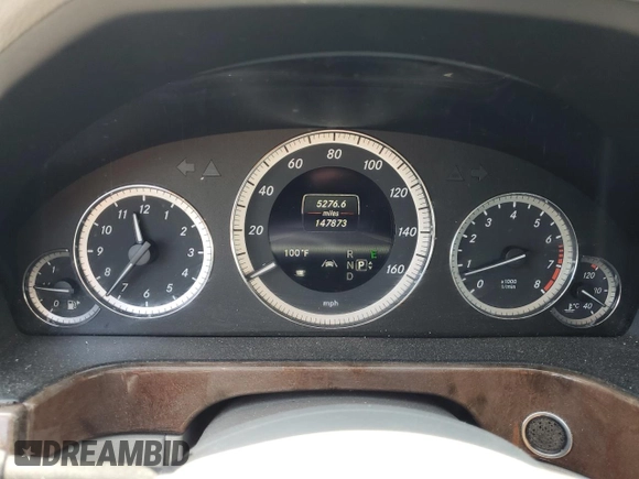 2013 Mercedes-Benz E 350 Luxury with VIN WDDHF8JB0DA738385, listed as a Copart auction lot 60824075 with 147,873 mi miles and Non repairable. Bid and sale history available at DreamBid. Image 9.