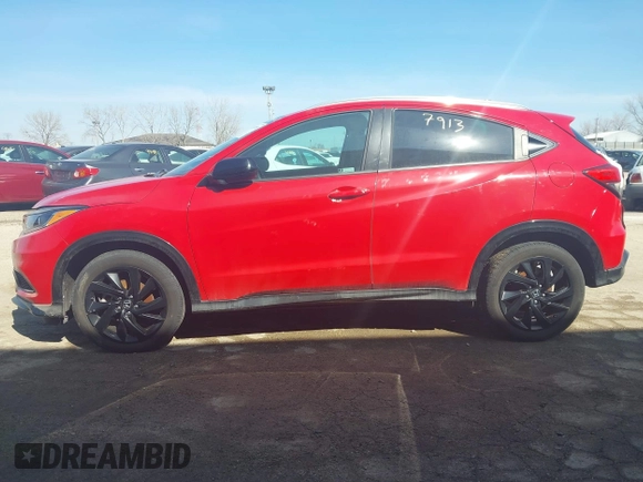 2022 Honda HR-V Sport with VIN 3CZRU6H12NM773532, listed as a IAAI auction lot 38747913 with 26,109 mi miles. Bid and sale history available at carsss.com. Image 14.