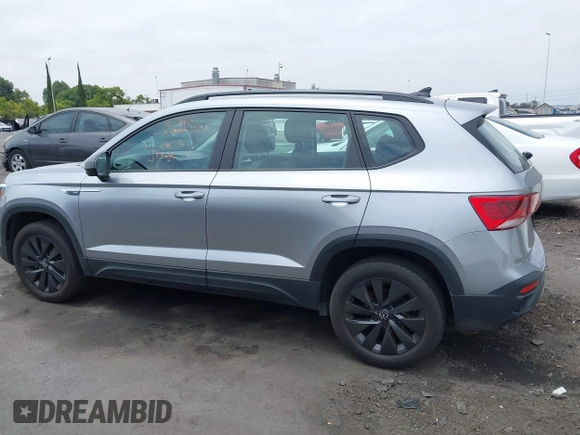 2024 Volkswagen Taos S z VIN 3VV5X7B26RM037123, wystawiony jako IAAI lot #42447853 z przebiegiem 32 395 mil mil oraz . Historia ofert i sprzedaży dostępna na DreamBid. Obrazek 15.