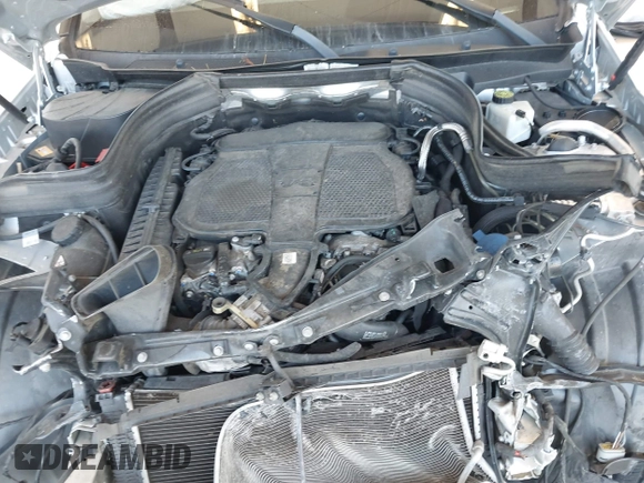 2013 Mercedes-Benz GLK 350 with VIN WDCGG8JB9DG025673, listed as a IAAI auction lot 42104497 with 164,583 mi miles and . Bid and sale history available at DreamBid. Image 10.