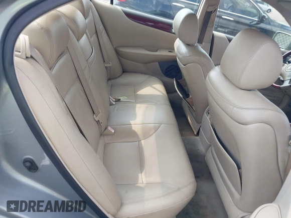 2004 Lexus ES 350 with VIN JTHBA30G445040724, listed as a IAAI auction lot 42392227 with 184,663 mi miles and . Bid and sale history available at DreamBid. Image 8.