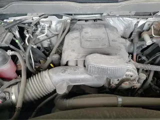 2017 Chevrolet Silverado 2500HD LT z VIN 1GC2KVEG9HZ179605, wystawiony jako Copart lot #63600405 z przebiegiem 94 383 mil mil oraz Szkoda całkowita • Salvage title. Historia ofert i sprzedaży dostępna na DreamBid. Obrazek 15.