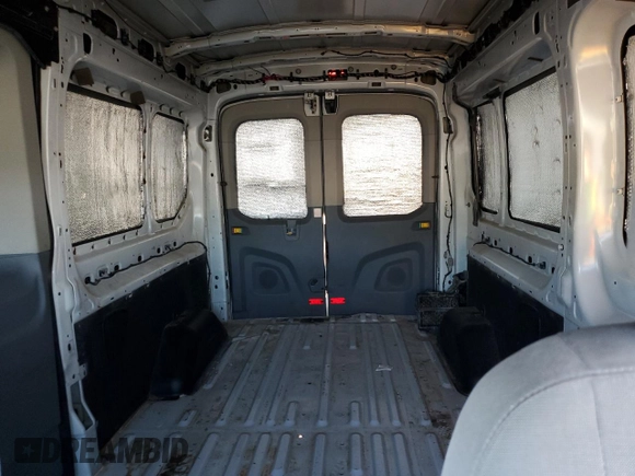 2017 Ford Transit XL z VIN 1FBAX2CV5HKB32596, wystawiony jako Copart lot #65729695 z przebiegiem 211 062 mil mil oraz Czysty tytuł • Clean title. Historia ofert i sprzedaży dostępna na DreamBid. Obrazek 10.