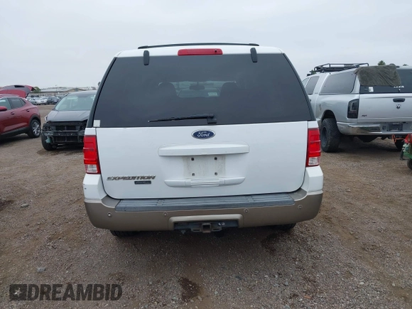 2004 Ford Expedition Eddie Bauer z VIN 1FMFU17L14LA32802, wystawiony jako IAAI lot #42409552 z przebiegiem 243 614 mil mil oraz . Historia ofert i sprzedaży dostępna na DreamBid. Obrazek 16.