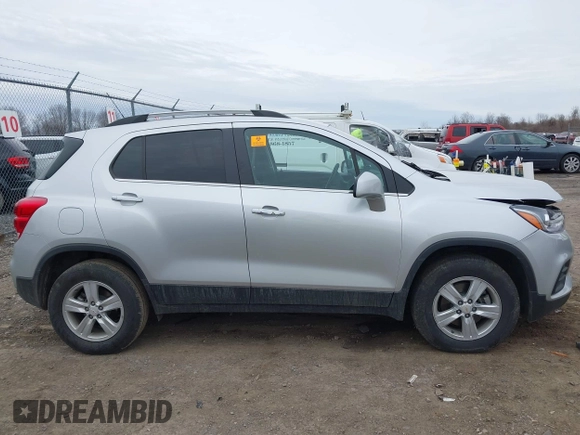 2019 Chevrolet Trax LT with VIN KL7CJPSB3KB781294, listed as a IAAI auction lot 41936296 with 18,024 mi miles. Bid and sale history available at carsss.com. Image 13.