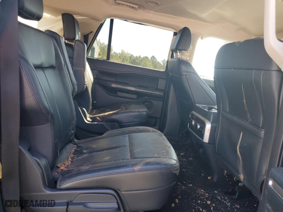 2023 Ford Expedition Max XLT with VIN 1FMJK1H86PEA43068, listed as a Copart auction lot 82931014 with 47,172 mi miles and Salvage Title. Bid and sale history available at carsss.com. Image 11.