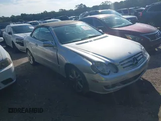 2006 Mercedes-Benz CLK 350 z VIN WDBTK56G16T056141, wystawiony jako IAAI lot #42580658 z przebiegiem 223 261 mil mil oraz . Historia ofert i sprzedaży dostępna na DreamBid. Obrazek 1.