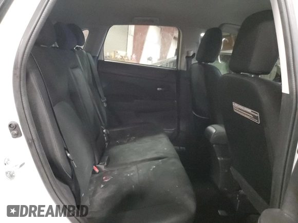 2015 Mitsubishi Outlander Sport SE z VIN 4A4AJ3AU9FE601433, wystawiony jako Copart lot #86500284 z przebiegiem 133 940 mil mil oraz Szkoda całkowita • Salvage title. Historia ofert i sprzedaży dostępna na DreamBid. Obrazek 11.