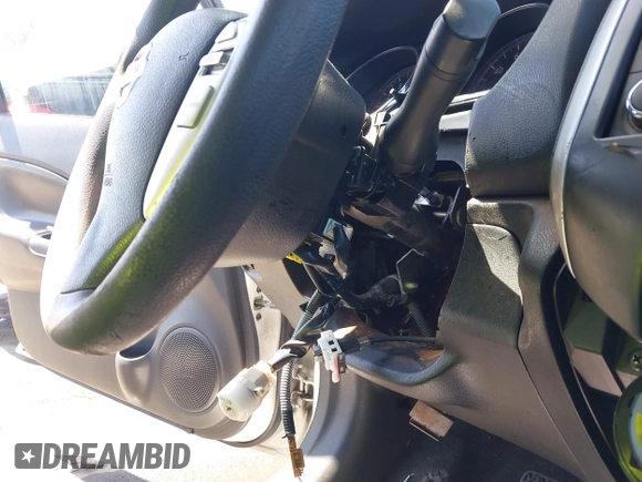 2014 Nissan Note SV with VIN 3N1CE2CP1EL416154, listed as a IAAI auction lot 41978092 with 127,164 mi miles and . Bid and sale history available at DreamBid. Image 6.