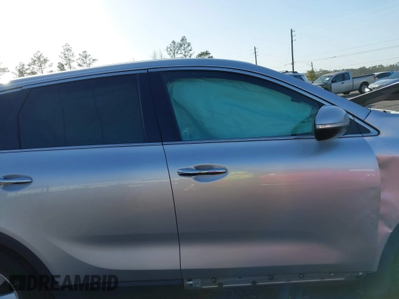 2020 Kia Sorento LX V6 with VIN 5XYPG4A55LG635273, listed as a IAAI auction lot 41739010 with 91,382 mi miles. Bid and sale history available at carsss.com. Image 14.