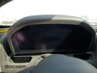 2018 McLaren 720S z VIN SBM14DCA2JW000849, wystawiony jako Copart lot #71075974 z przebiegiem Nie podano mil oraz Szkody całkowita. Historia ofert i sprzedaży dostępna na DreamBid. Obrazek 9.