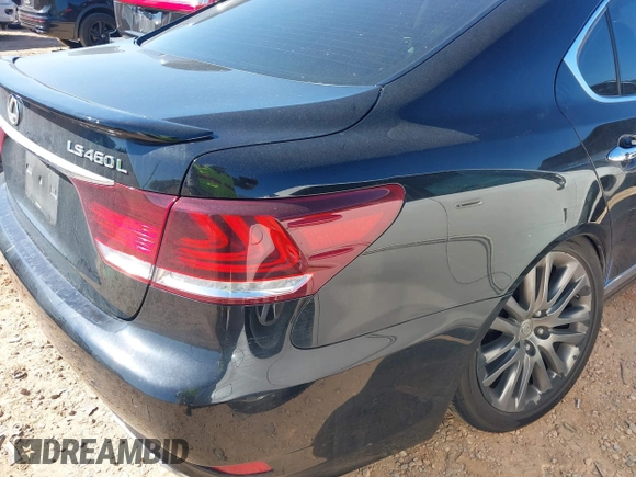 2013 Lexus LS 460 L с VIN JTHGL5EFXD5049858, выставлен на аукционе IAAI как лот 41859412 с пробегом 112 376 миль миль и . История ставок и продаж доступна на DreamBid. Изображение 17.