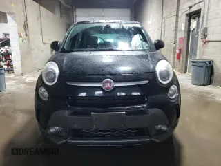2014 FIAT 500L Trekking with VIN ZFBCFADH1EZ010513, listed as a Copart auction lot 60489095 with 129,990 mi miles and Salvage title. Bid and sale history available at DreamBid. Image 5.