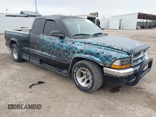 1998 Dodge Dakota SLT with VIN 1B7GL22Y5WS505002, listed as a IAAI auction lot 41544913 with 205,481 mi miles. Bid and sale history available at carsss.com. Image 1.