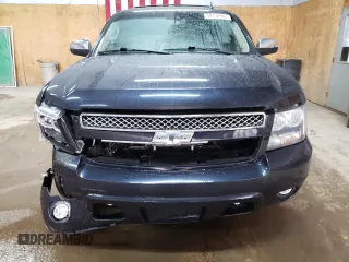2013 Chevrolet Suburban LT with VIN 1GNSKJE75DR191647, listed as a Copart auction lot 54132905 with 127,916 mi miles and Clean title. Bid and sale history available at DreamBid. Image 5.